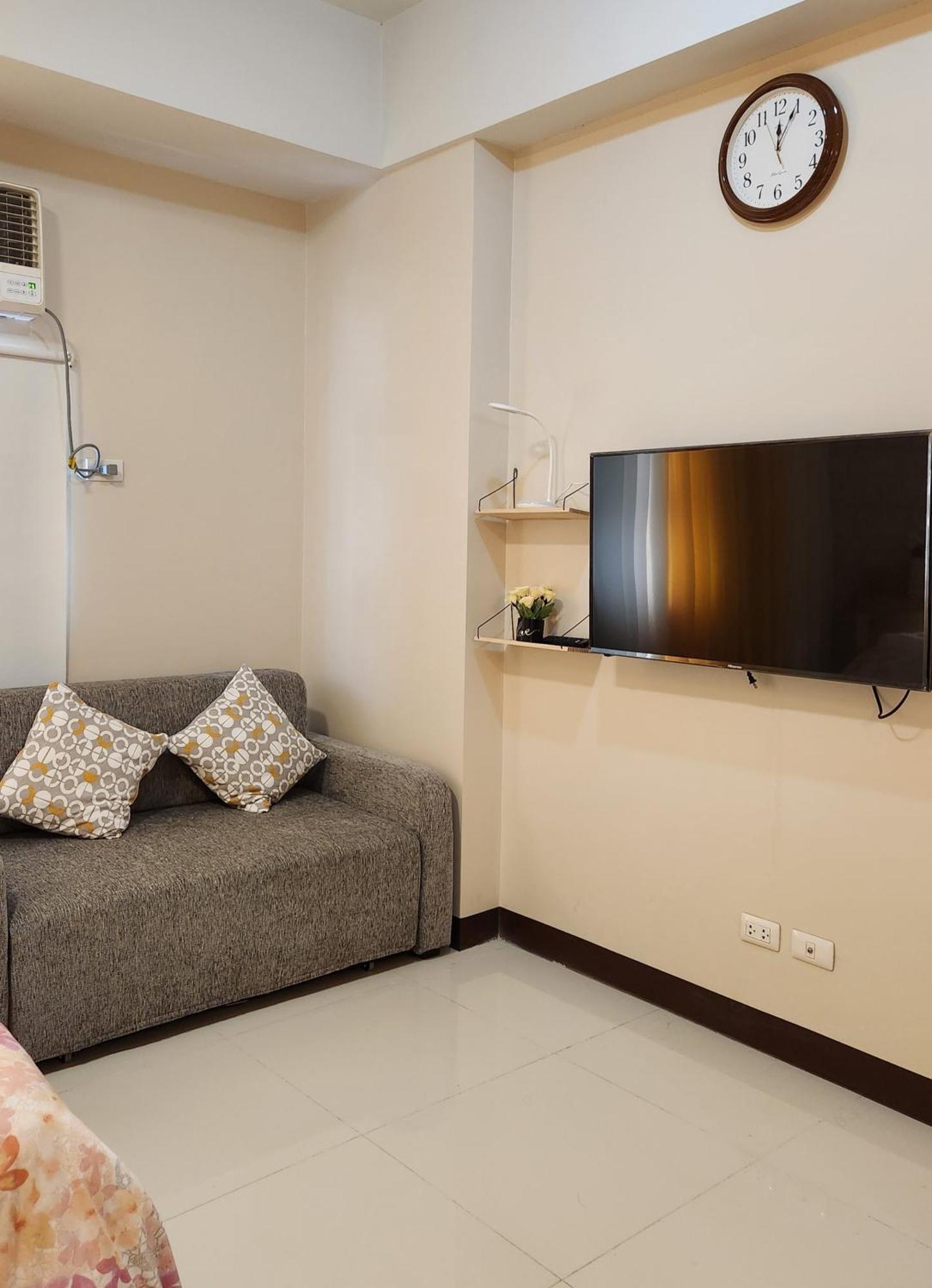 House Of B&Y At 101 Newport Across Naia T3 Apartment Manila Exterior photo