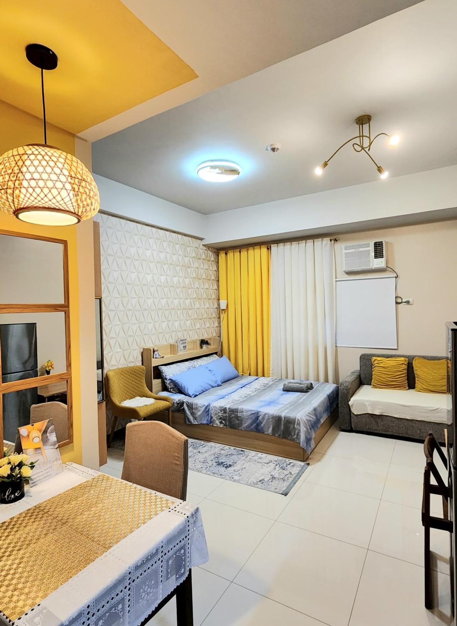 House Of B&Y At 101 Newport Across Naia T3 Apartment Manila Exterior photo